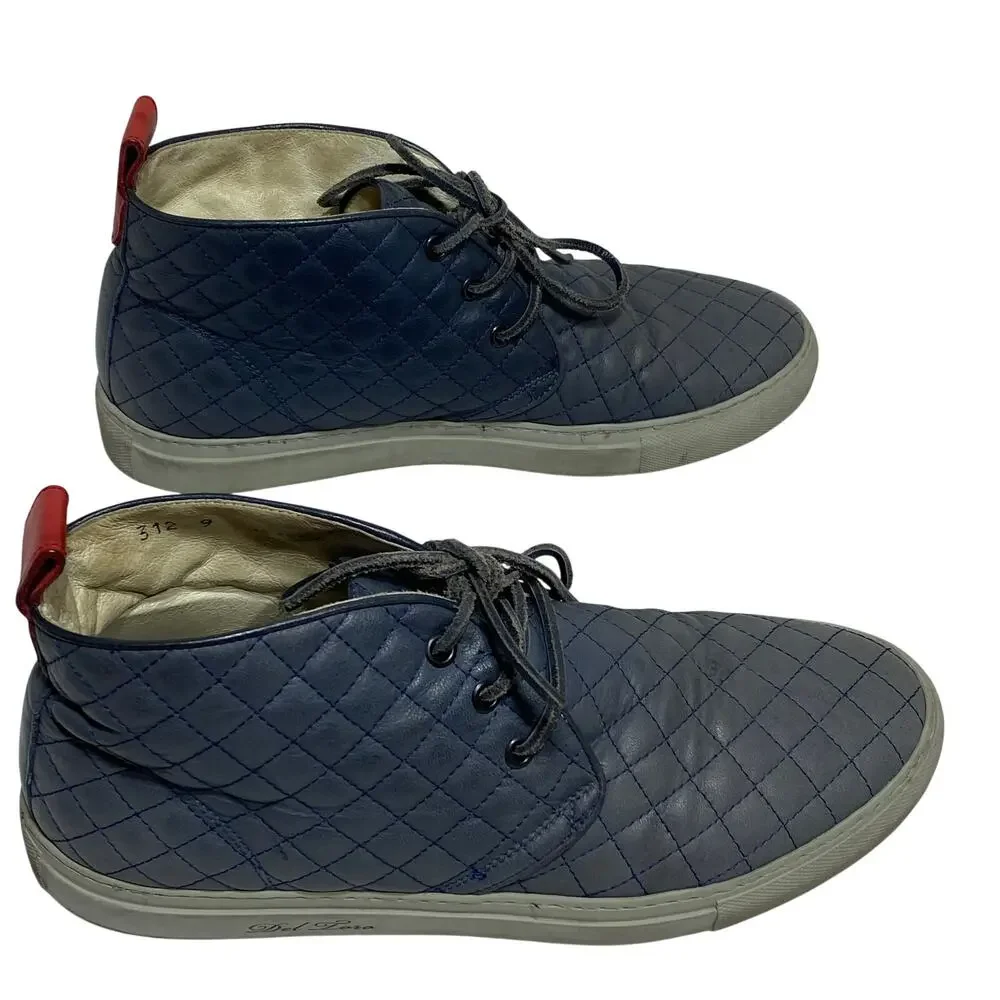 Del Toro introducing pair
